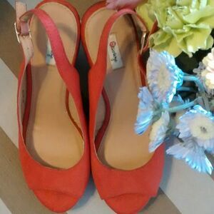 Olsenboye Platform Sandals 
